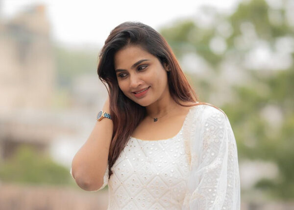 Nandhini Myna