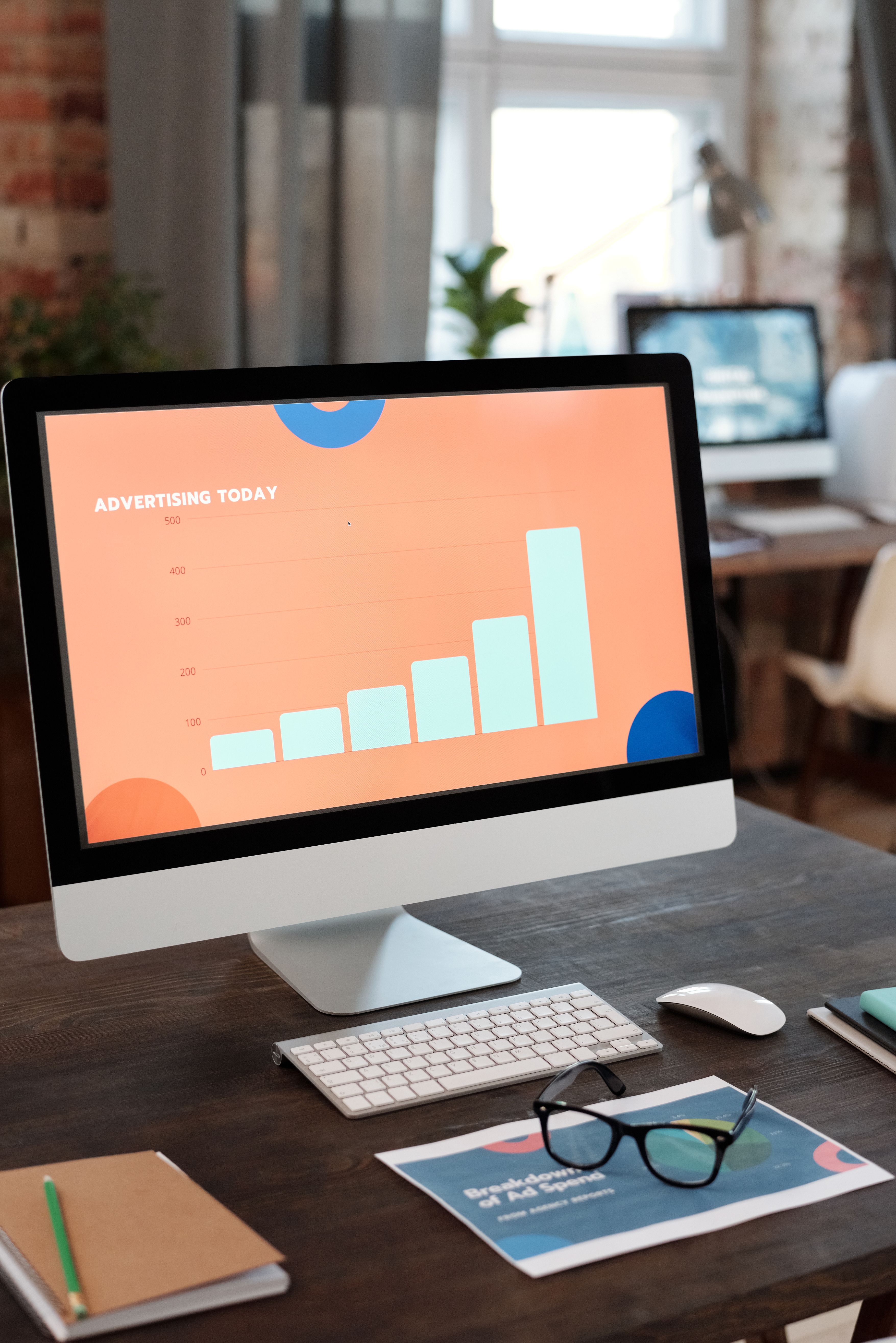 Social Media Creator Marketing: A Complete Guide for Businesses